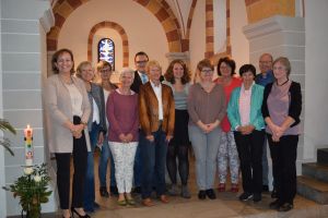 Foto (v.r.n.l.): Inge Runge, Wolfgang Eickhoff, Ute Starrmann, Patricia Oster, Andrea Stein, Katrin Koelmann, Annemarie Hachenberg, Niklas Gebauer, Gabi Eickhoff, Gudrun Winkler, Barbara Beckmann, Kerstin Schwanbeck-Stephan.