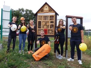 Foto: Für die Auszubildenden von Skylotec war es nicht nur ein interessantes Umweltprojekt, sondern auch eine Selbsterfahrung, wie Erfolge durch Teamarbeit erzielt werden können. V.l.n.r.: Max Schütz, Celine Reimann, Sena Grimm, Eduard Krylow, Annalena Hof, Leutrim Hoti.