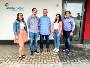 Foto: Von links nach rechts: Michelle Steinheuer, Damian Apelt, Rinaldo Weber, Marie-Christin Asbach, Jörg Schwarz (Vorstand)